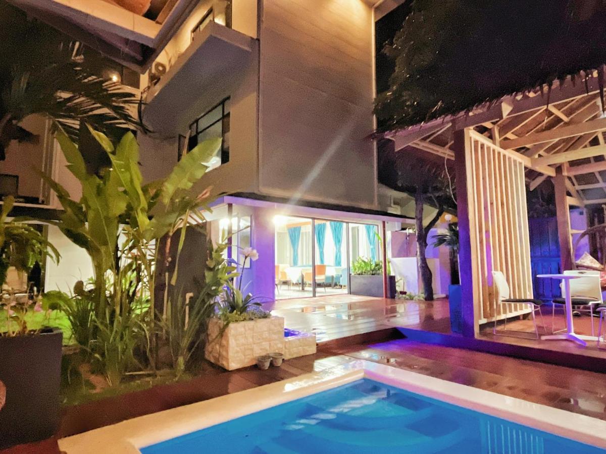Siargao Seasky Resort Catangnan Bagian luar foto