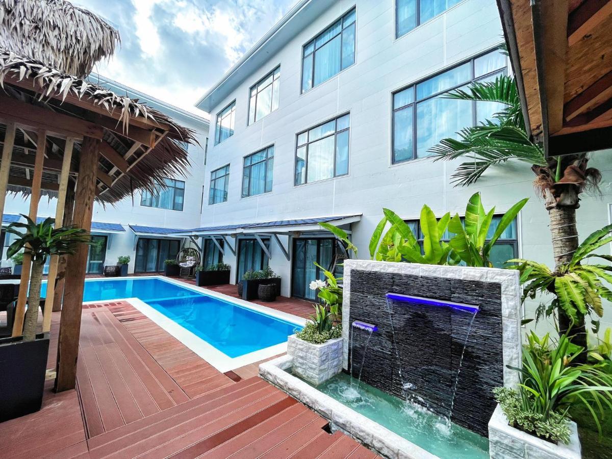 Siargao Seasky Resort Catangnan Bagian luar foto